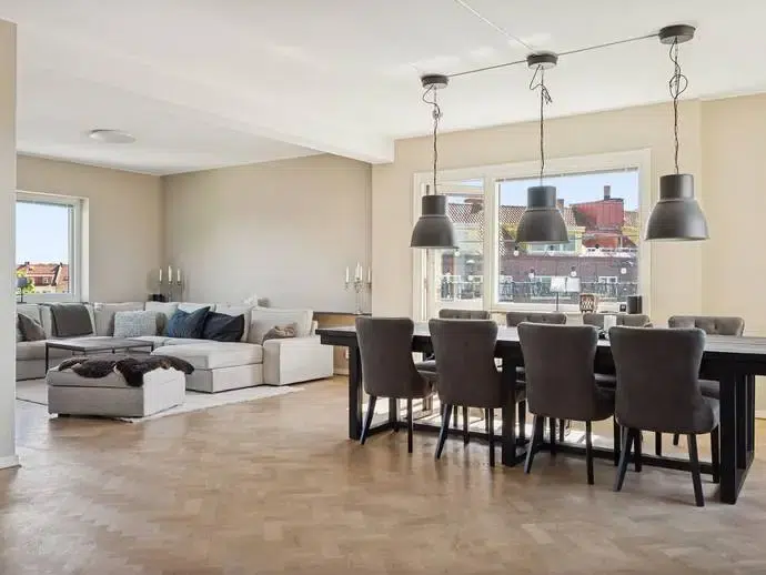 Apartment, 5 rooms, 139 m²