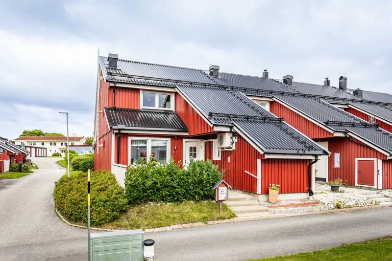 Par-/radhus, 4 rum, 105 m² i Krokom