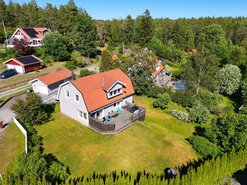 House, 6 rooms, 180 m² in Tyresö