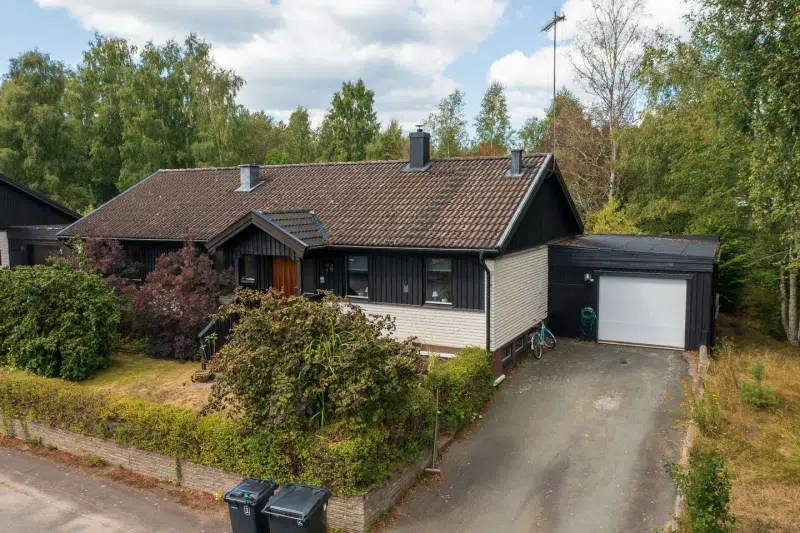 Villa, 8 rum, 110 m² i Hjältevad