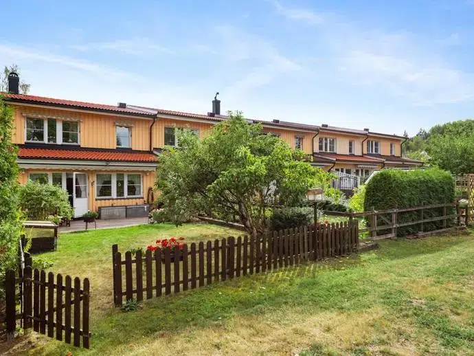 Par-/radhus, 5 rum, 127 m²