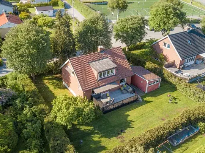 Villa, 7 rum, 138 m²