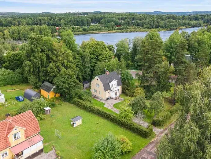 Villa, 7 rum, 146 m²