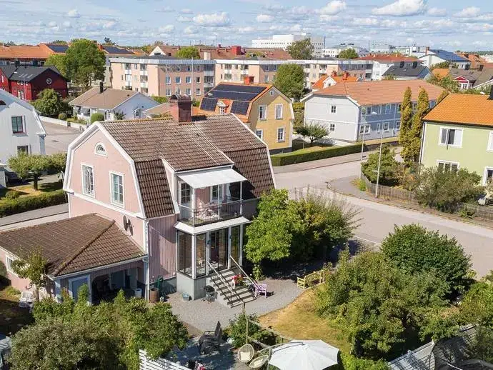 Villa, 4 rum, 146 m²