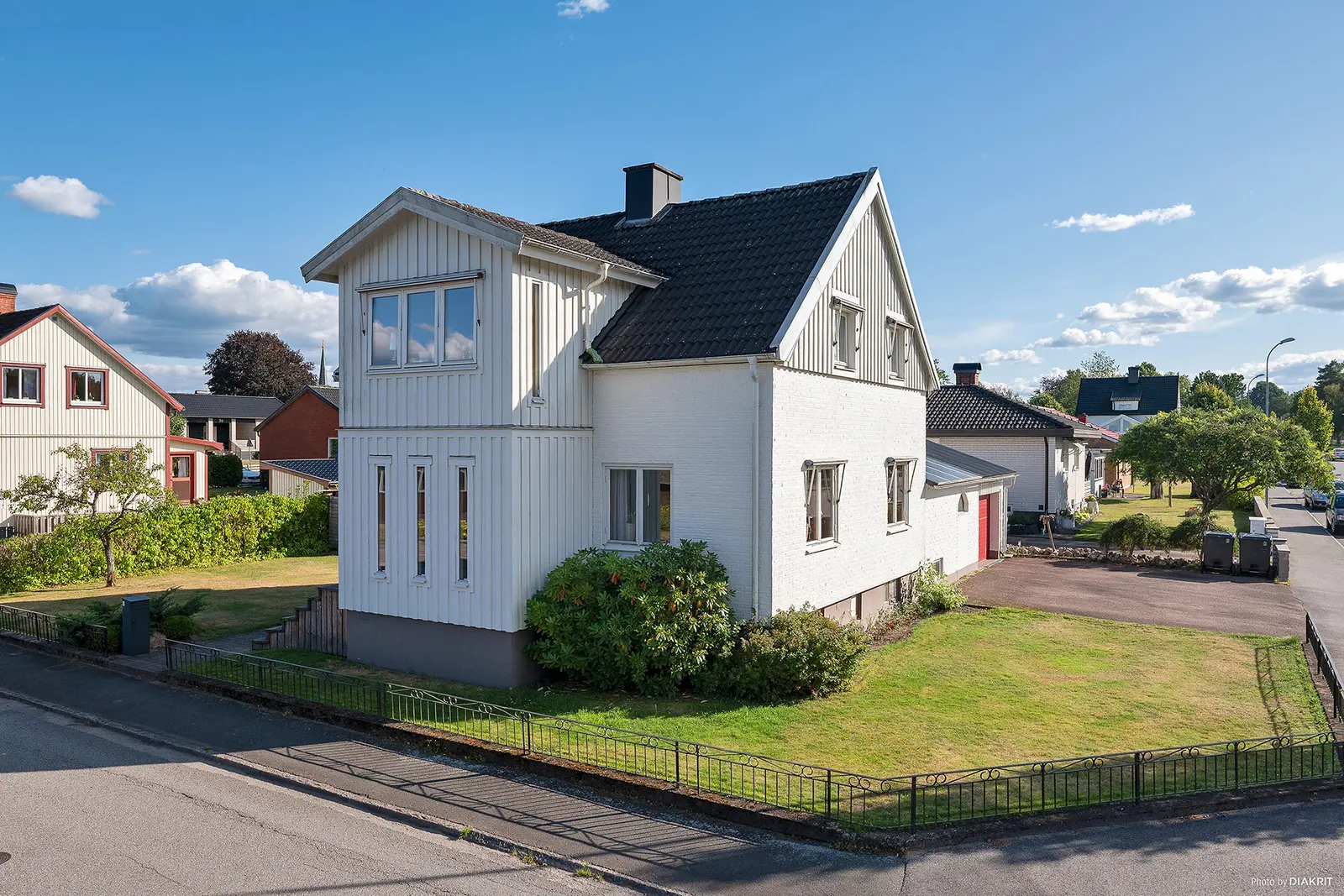 Image 1 of 21 of Paradisgatan 13