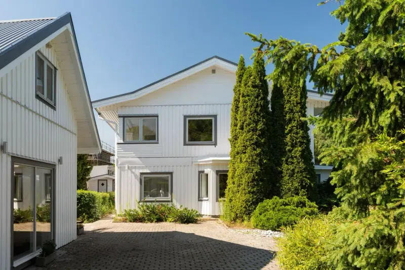Villa, 8 rum, 216 m²