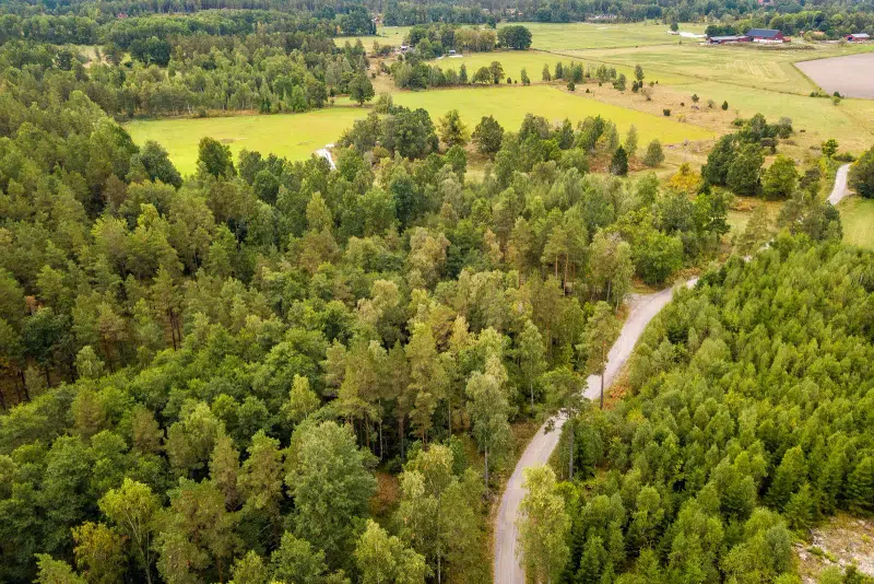 Tomt / mark, 30403 m² i Overnas