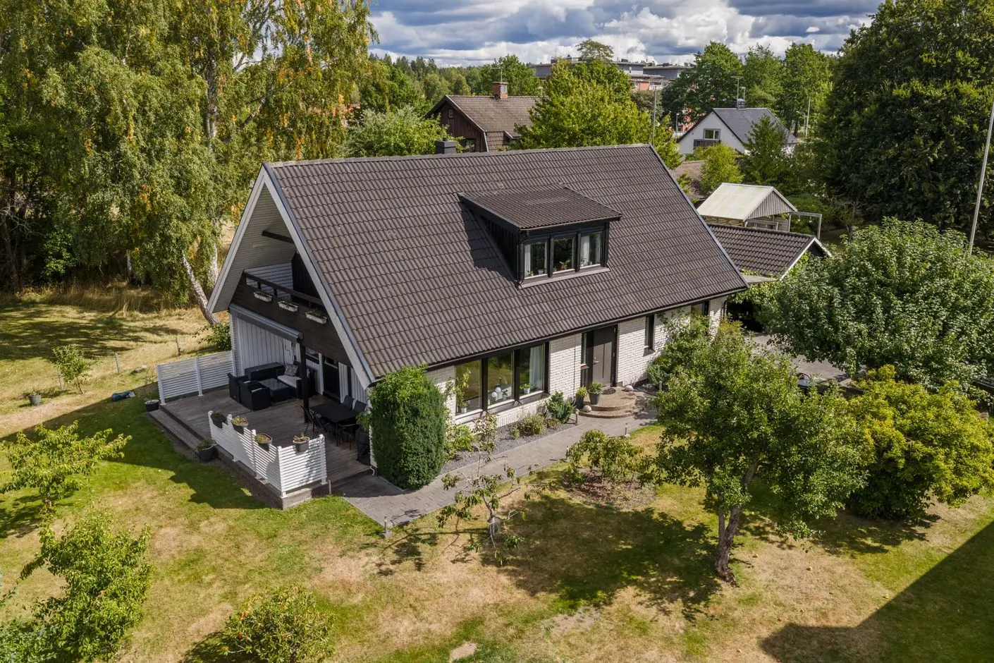 Image 1 of 21 of Smultronvägen 1b