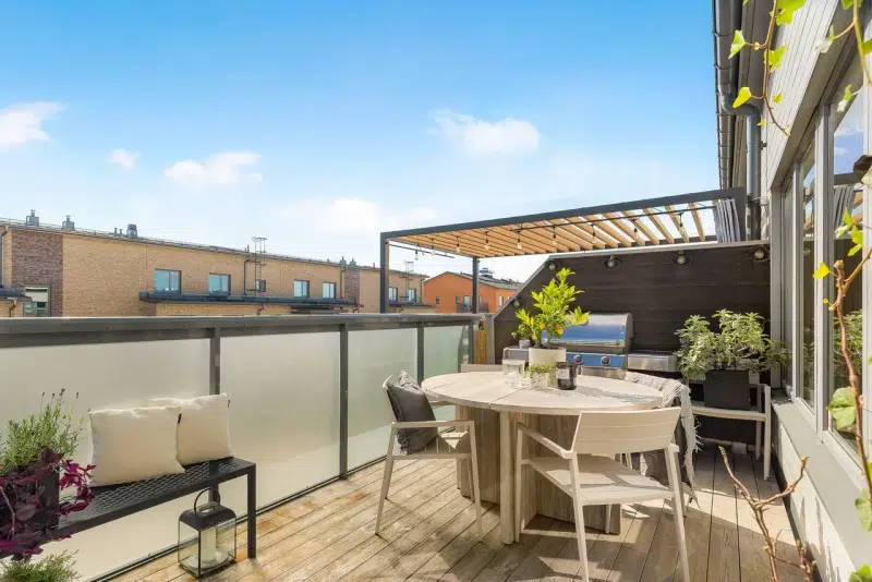 Apartment, 6 rooms, 143 m²