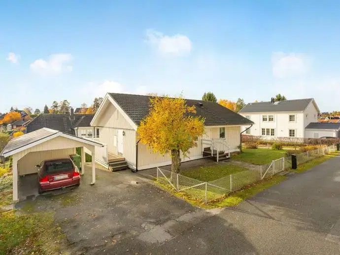 Villa, 6 rum, 160 m²