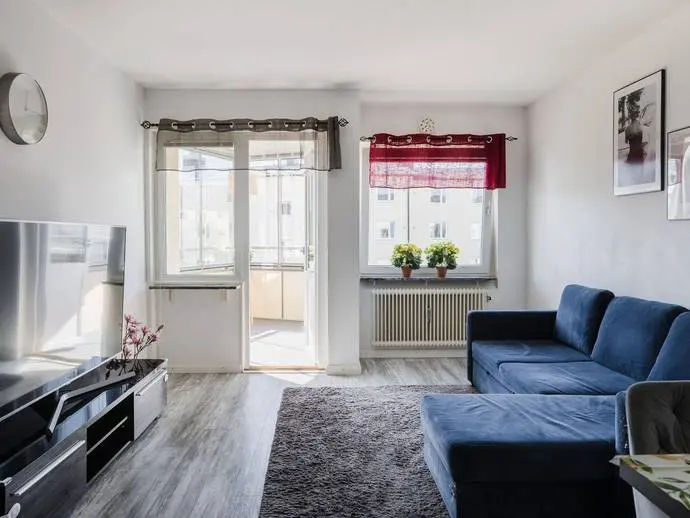 Bild 1 av 17 på Östbygatan 13C