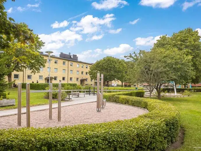 Apartment, 2 rooms, 67 m²