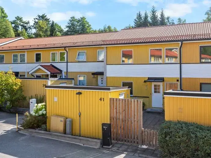 House, 5 rooms, 109 m²