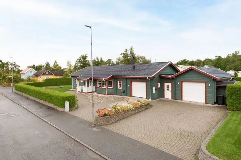 House, 4 rooms, 145 m² in Motala