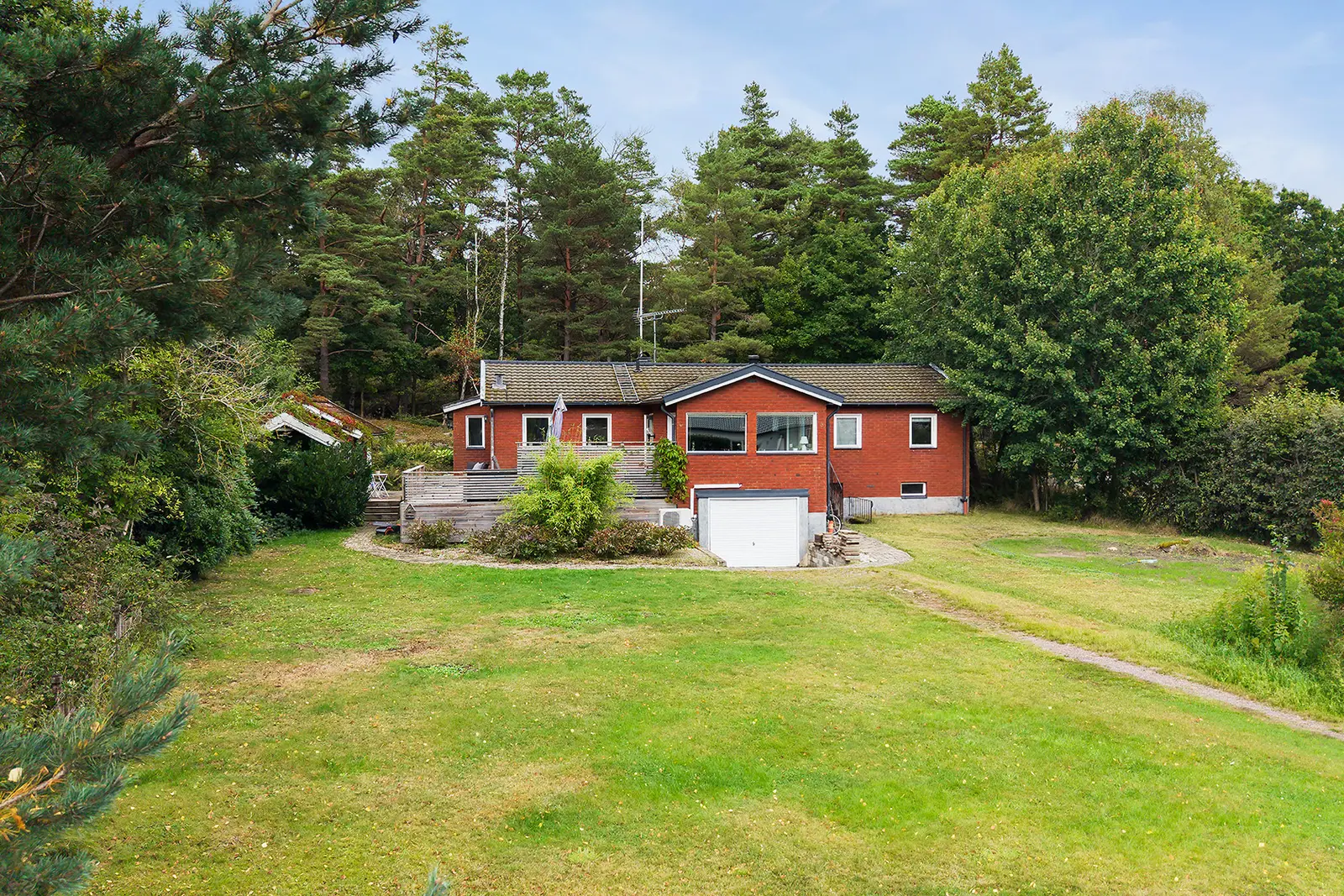 Bild 1 av 6 på Fåraböliden 8