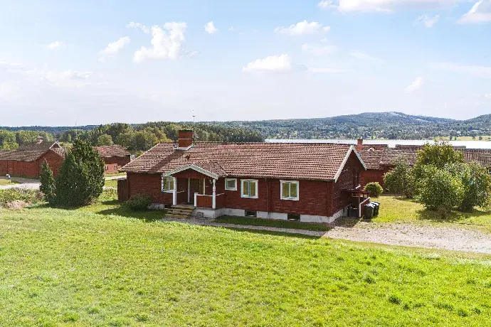 Bild 1 av 21 på Bygattu