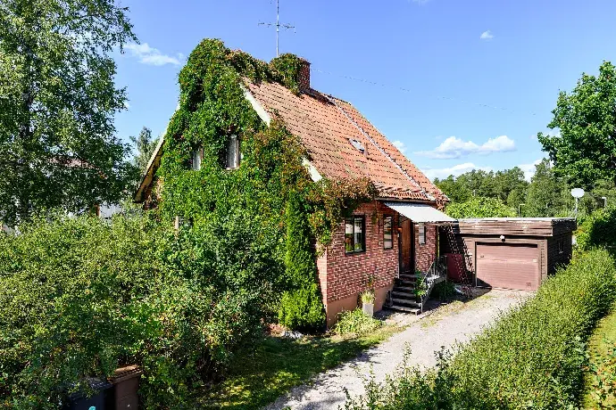 Bild 1 av 9 på Skyttevägen