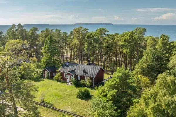 Fritidshus, 3 rum, 74 m² i Klintehamn