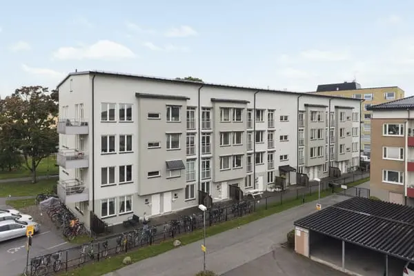 Bild 1 av 1 på Petterslundsgatan