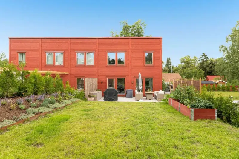 Semi-detached/terraced, 5 rooms, 108 m² in Åkersberga