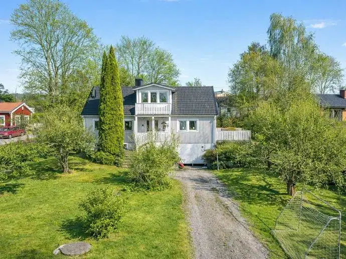House, 5 rooms, 136 m²