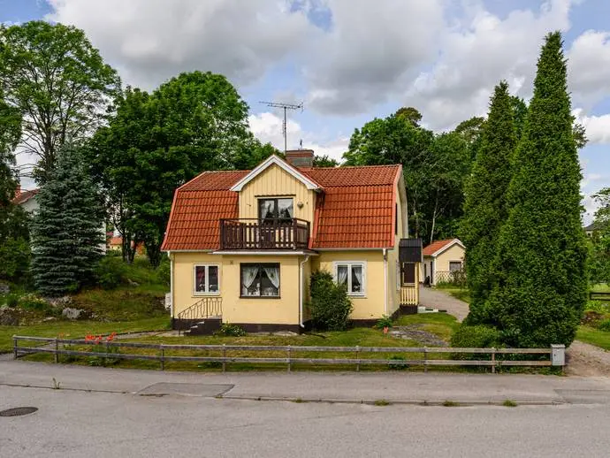 Bild 1 av 21 på Brunnsgatan 11