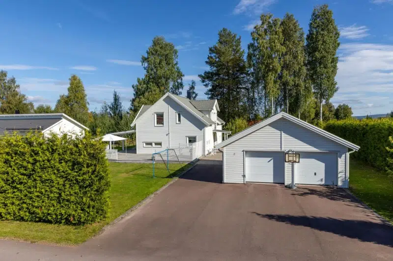 Villa, 6 rum, 176 m² i Morkarlby