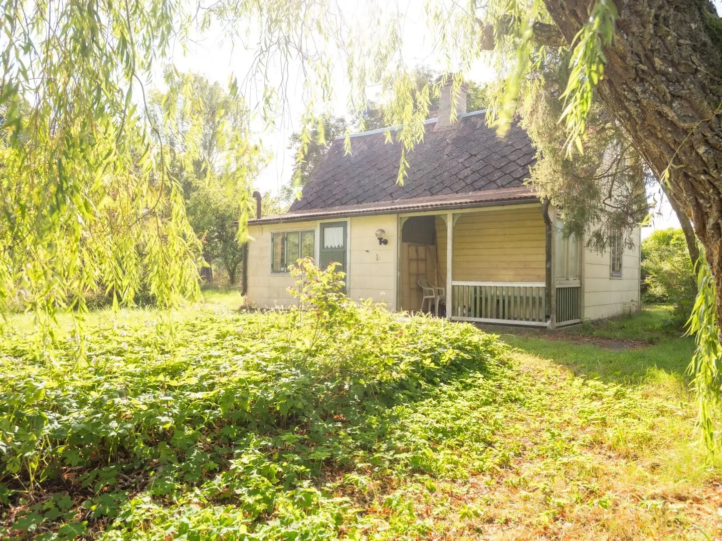 Bild 1 av 43 på Vall Linhatte 121