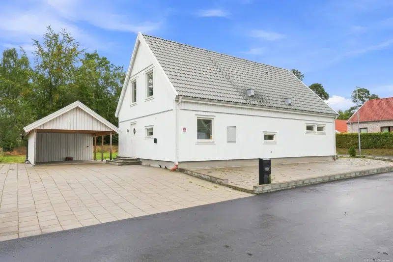 House, 6 rooms, 161 m² in Blentarp