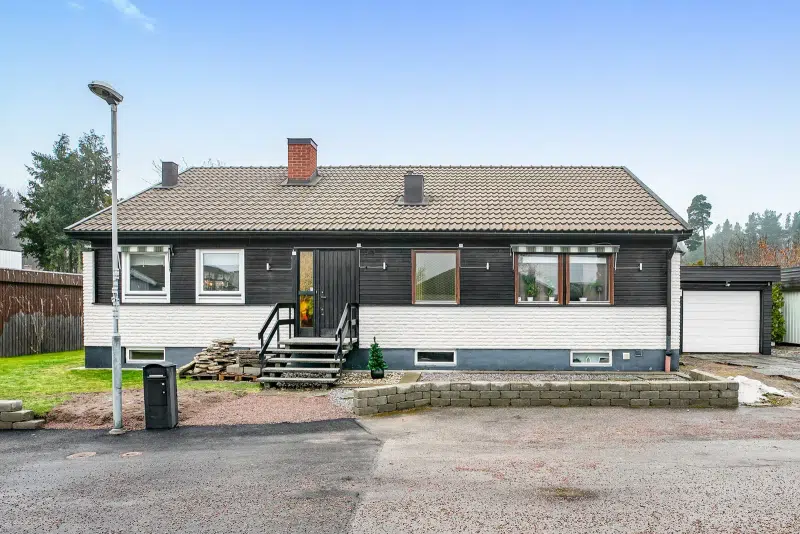 Villa, 8 rum, 114 m²