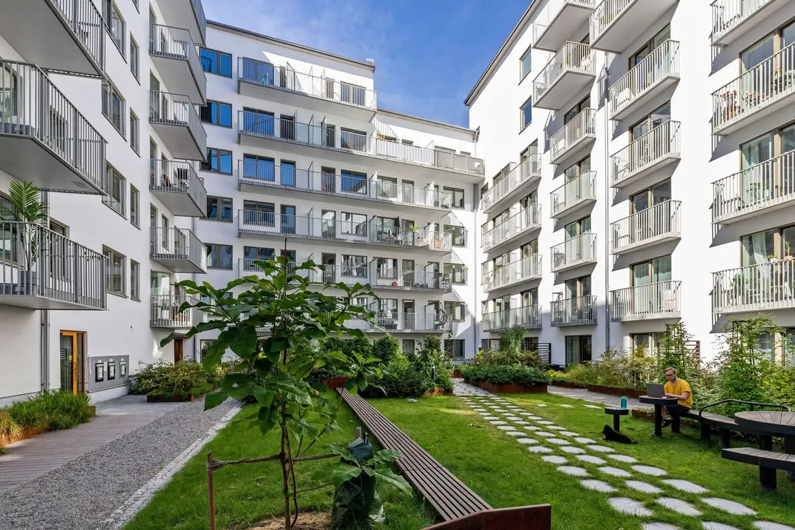 Bild 1 av 11 på Torfredsplatsen 7