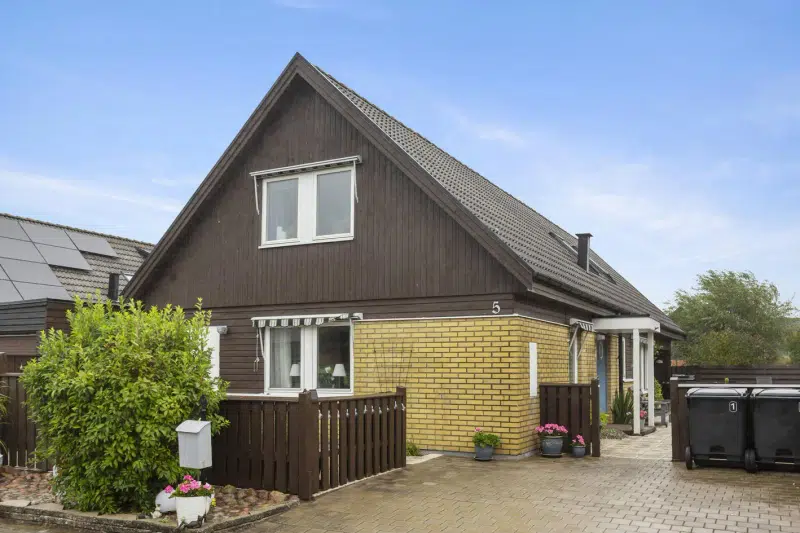 House, 6 rooms, 192 m² in Bunkeflostrand