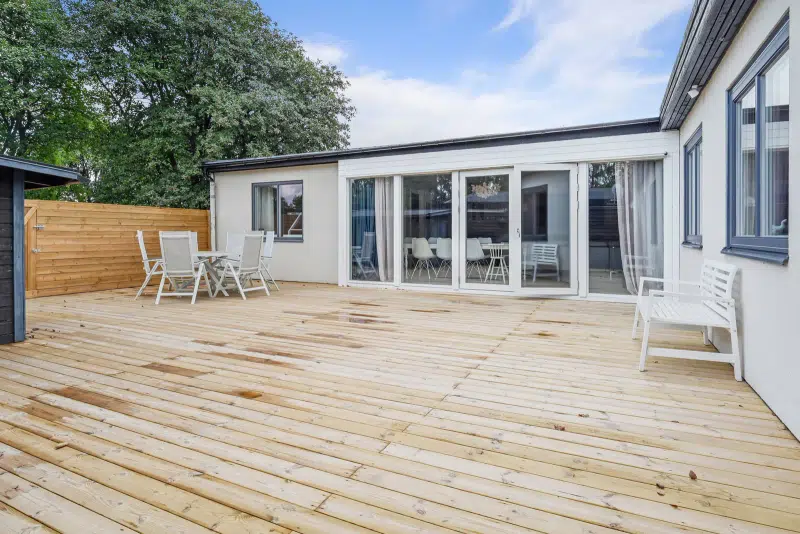 Semi-detached/terraced, 7 rooms, 124 m² in Skälby