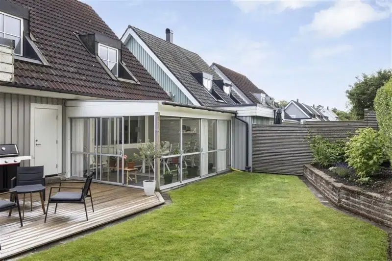 Semi-detached/terraced, 5 rooms, 149 m² in Halland