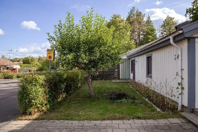Bild 1 av 21 på Rönngatan 14