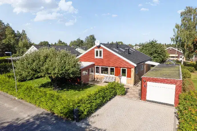 House, 6 rooms, 158 m² in Jarna