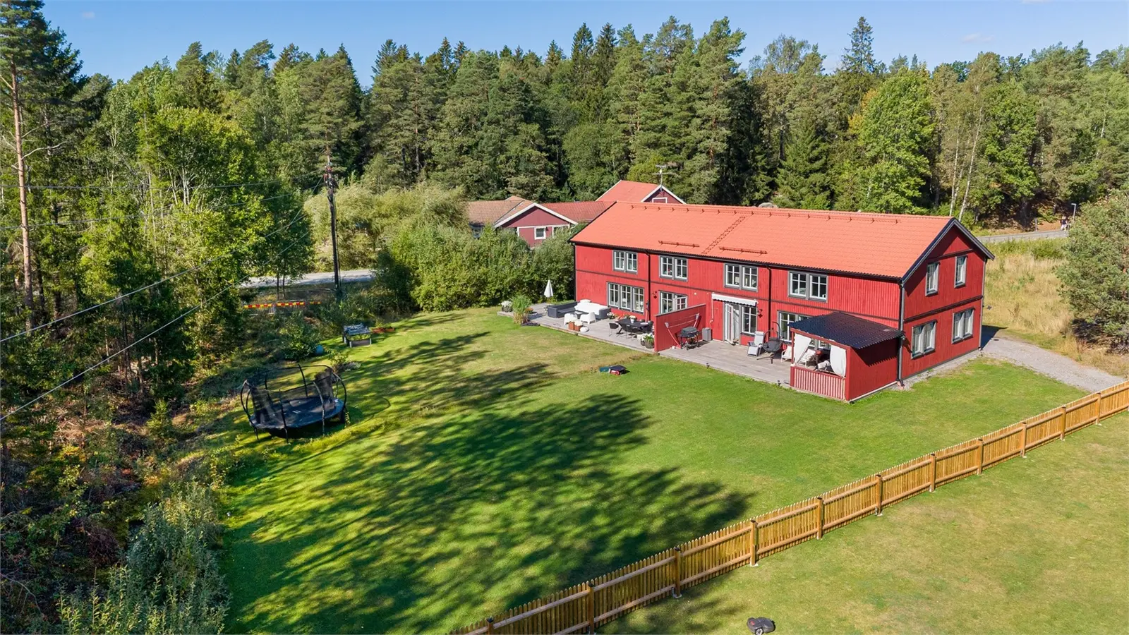 Semi-detached/terraced, Smårisvägen, Värmdö. Photo 1 of 1