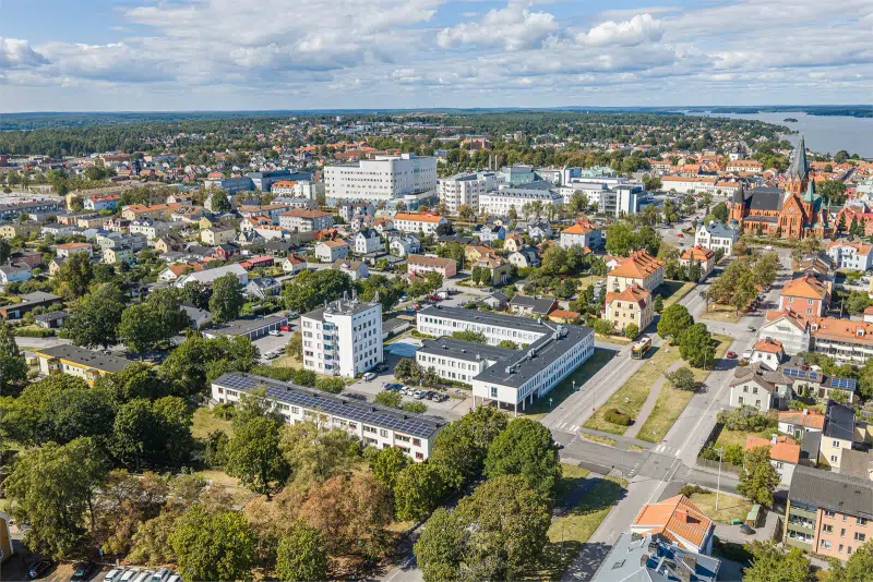 Apartment, 5 rooms, 108 m²