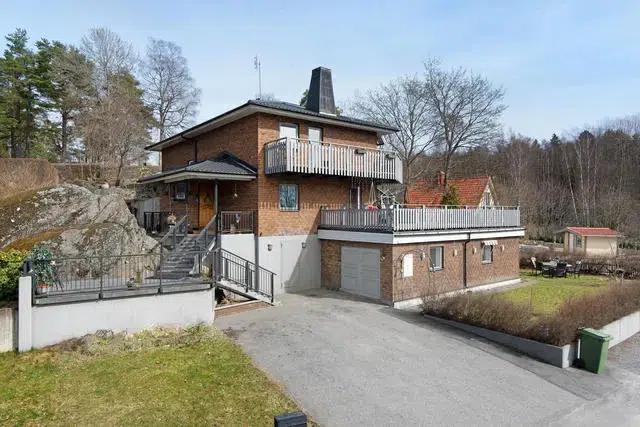 House, 5 rooms, 137 m² in Haninge