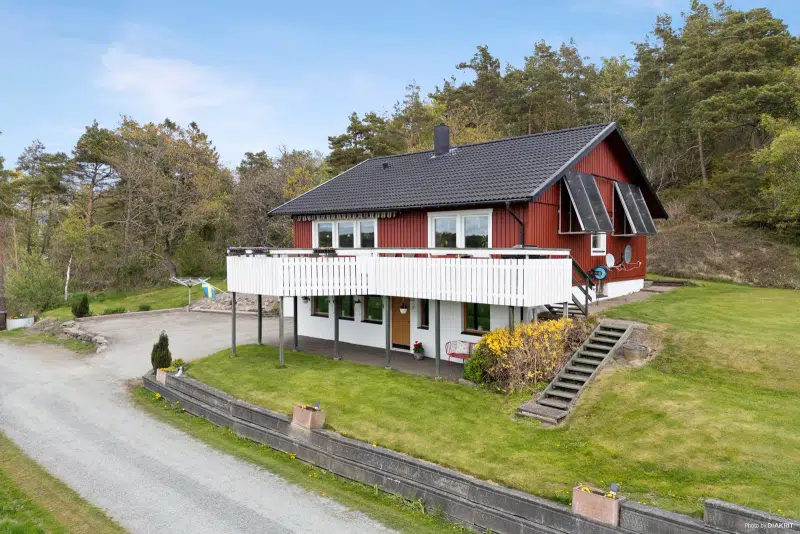 House, 6 rooms, 147 m² in Halland