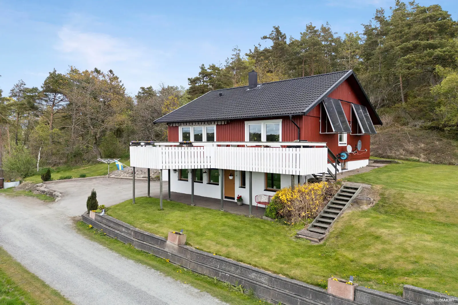 Bild 1 av 21 på Runnavägen 6