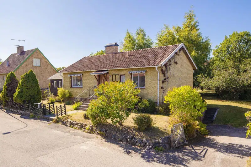 House, 4 rooms, 87 m² in Hallekis