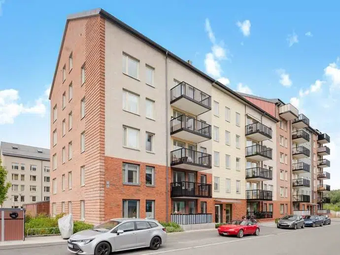 Apartment, 5 rooms, 95 m²