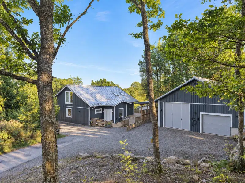 House, 8 rooms, 210 m² in Gråbo