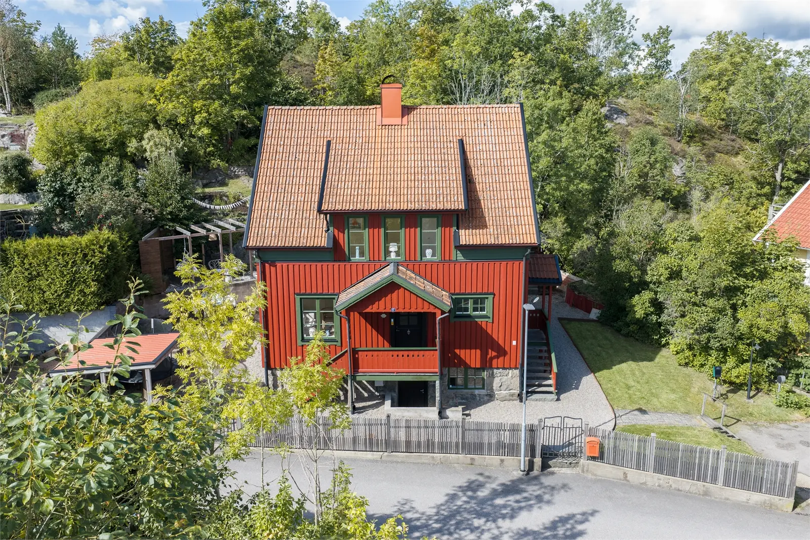 Bild 1 av 41 på Herrestadsgatan 17