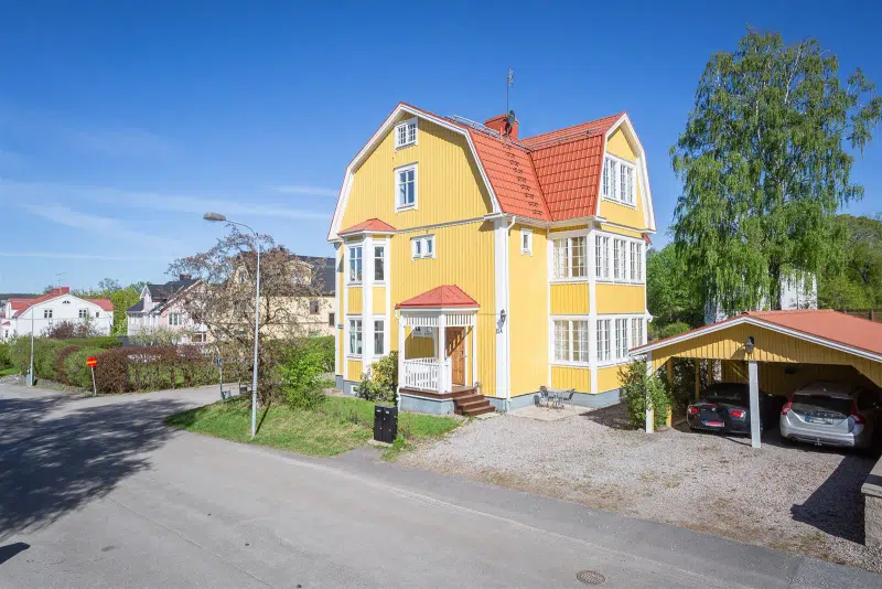 House, 8 rooms, 280 m² in Västernorrland