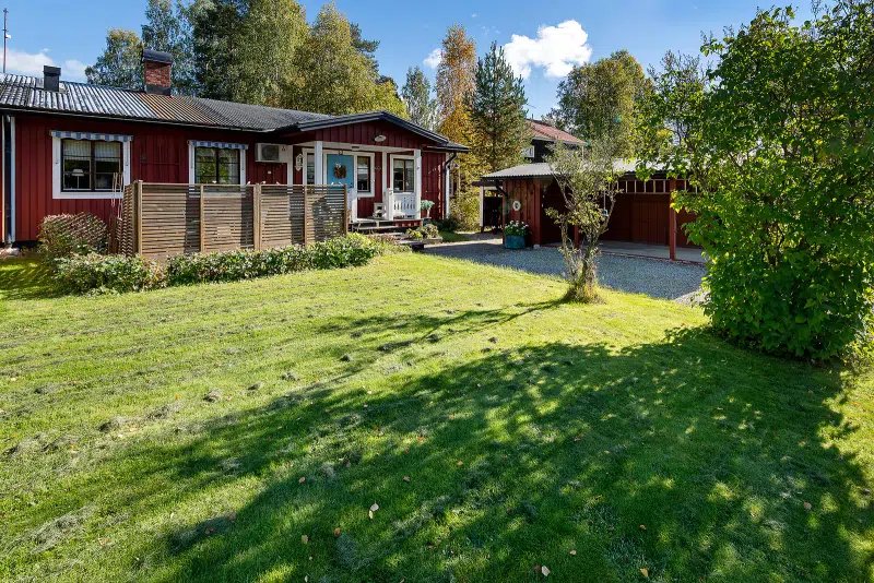 Semi-detached/terraced, 7 rooms, 167 m² in Lycksele