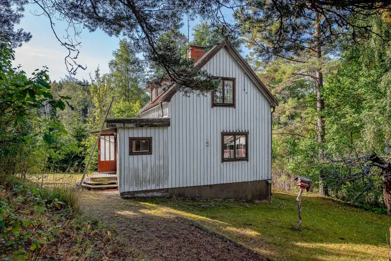 House, 4 rooms, 90 m² in Halleforsnas