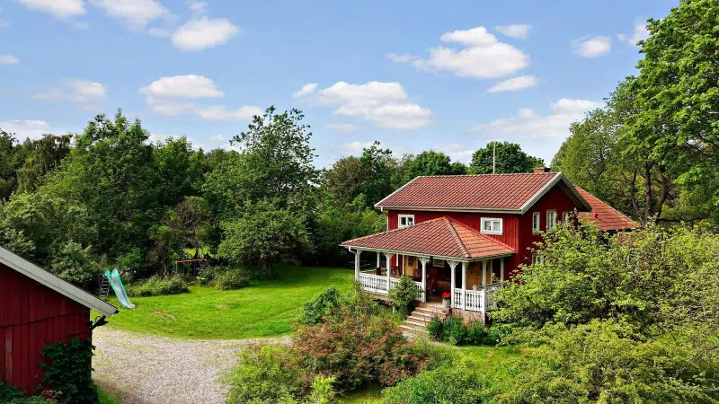 Gård, 6 rum, 173 m² i Lerum