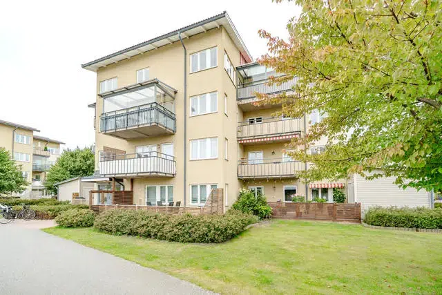 Lägenhet, 4 rum, 96 m² i Årsta